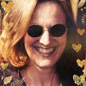 Meet your Posher, Suzanne